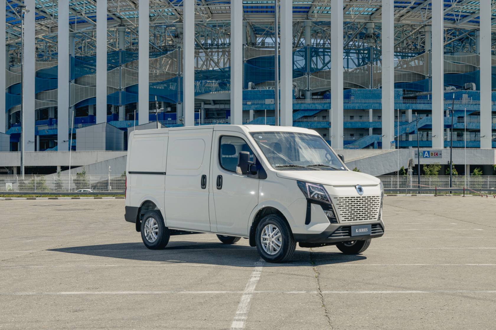 DONGFENG К32 (низкая крыша) фото 2022 2023