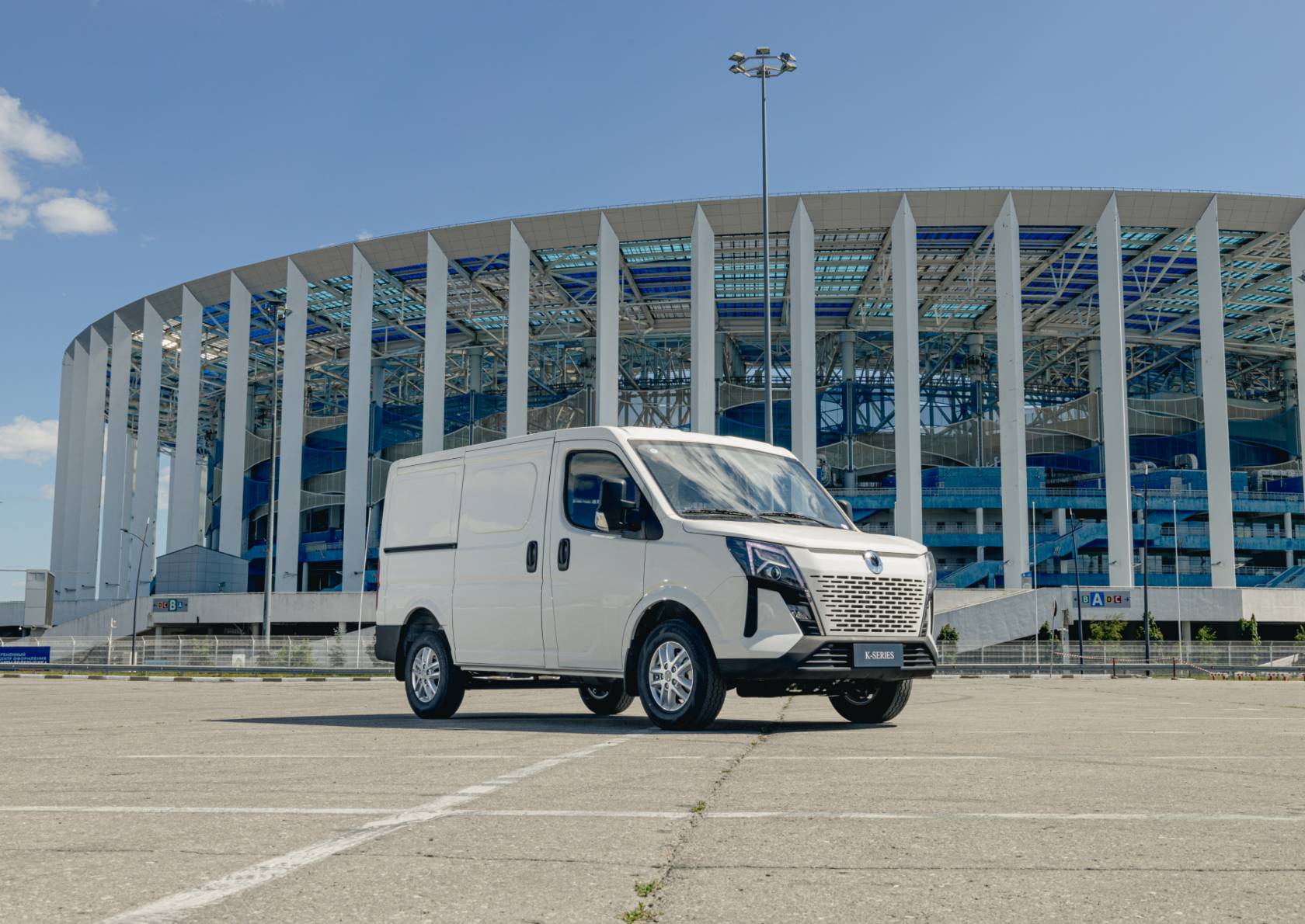 DONGFENG К32 (низкая крыша) фото 2022 2023